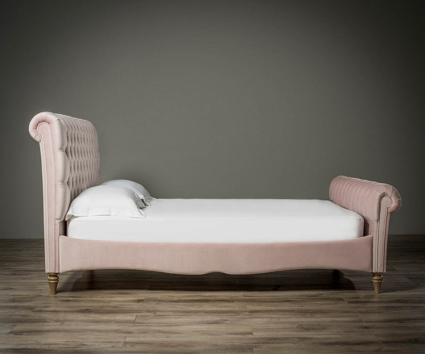 Duchess Chesterfield Bed