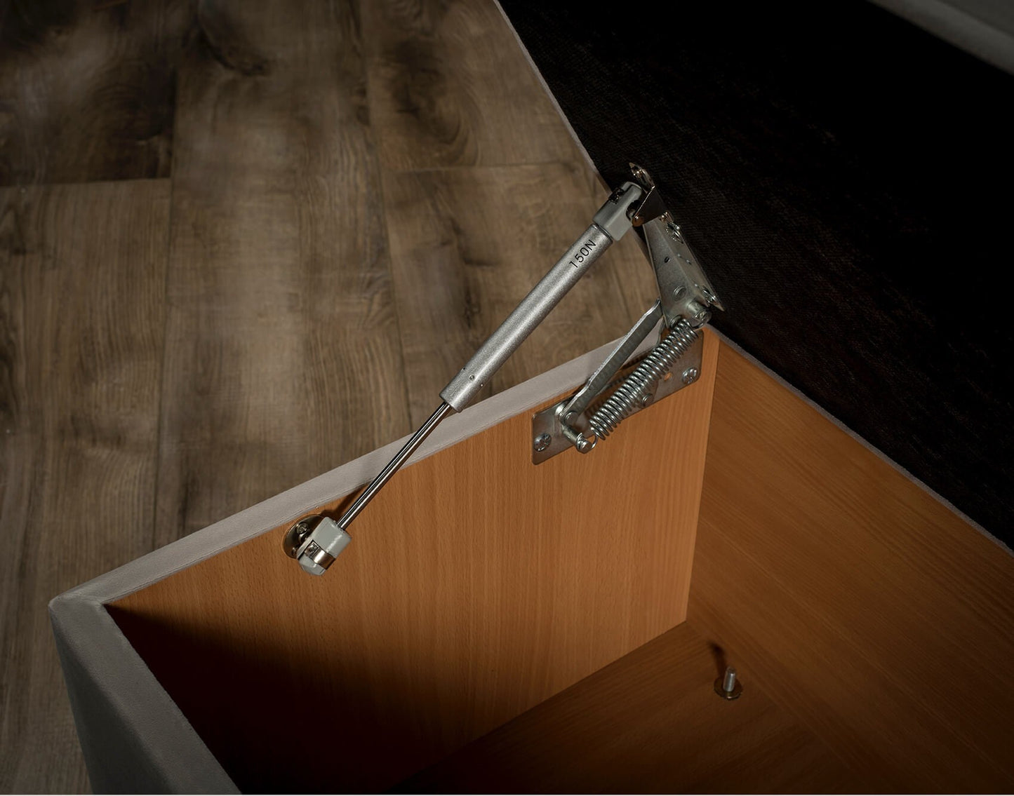 Aloft Blanket Box