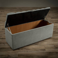 Chesterfield Blanket Box