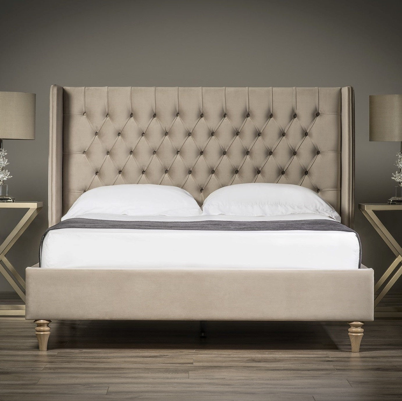 Liberty Winged Bed