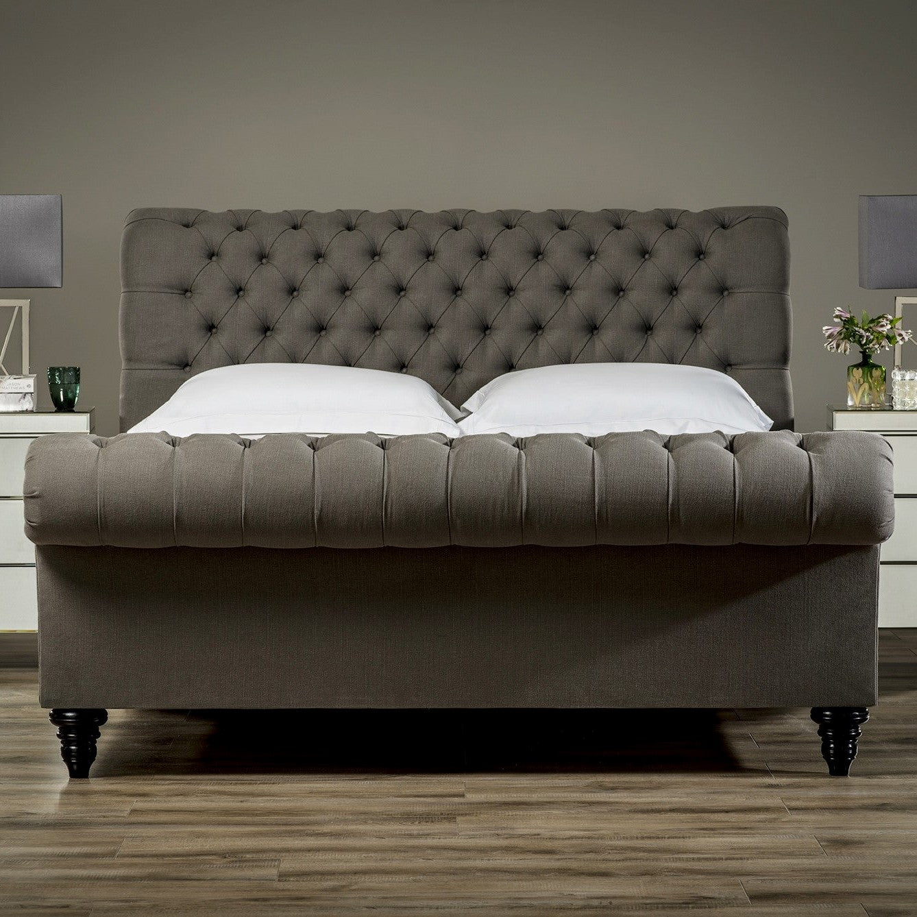 Stanhope Studded Chesterfield Bed